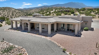 84 Camino Redondo, Placitas, NM 87043