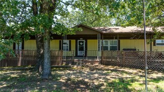 1109 Leflore St, Arkoma, OK 74901