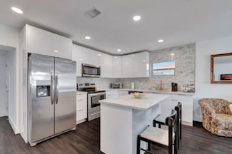 1205 S N St, Lake Worth, FL 33460
