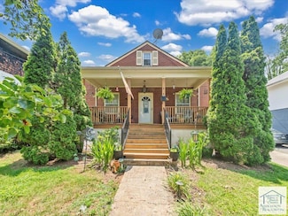 608 Watt St, Martinsville, VA 24112