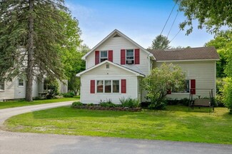 38 Greenwich St, Swanton, VT 05488