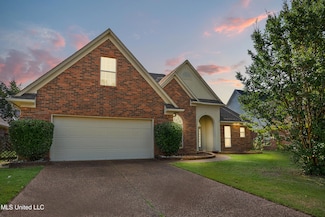 8910 Travis Dr, Olive Branch, MS 38654