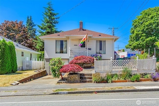 1147 Trenton Ave, Bremerton, WA 98310