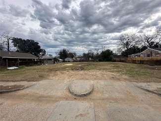 2542 Lobdell St, Dallas, TX 75215