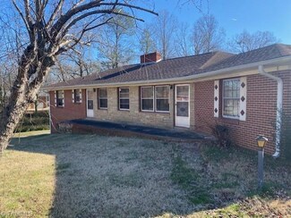 20 Conrad St, Lexington, NC 27295