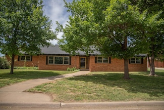 301 Maple Ave, Panhandle, TX 79068