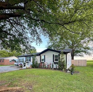 913 Mcknight St, Rutherford, TN 38369