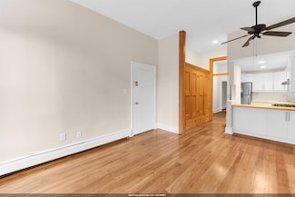 299 8th St Unit 1R, Jersey City, NJ 07302