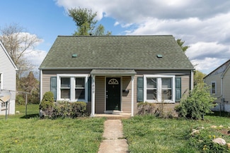 1609 Ohio St, Waynesboro, VA 22980