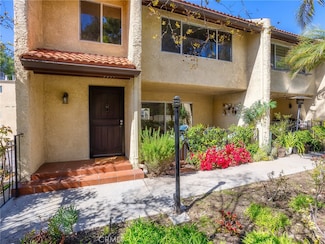 9531 Via Ricardo, Burbank, CA 91504