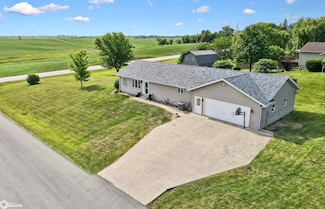 602 8th St, Malcom, IA 50157