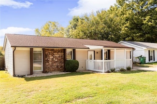 1014 Senate Ave, Jeffersonville, IN 47130