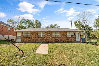 100 S Oxford Ave, Independence, MO 64053