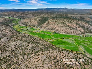 248 State Road 341, La Madera, NM 87539
