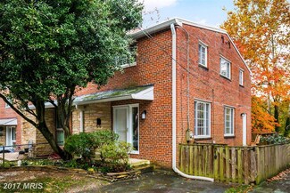 216 E Taylor Run Pkwy, Alexandria, VA 22314