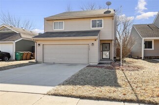 5108 Walnut St, West Des Moines, IA 50265