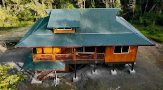 32 Piha Kahuku Rd, Ninole, HI 96773