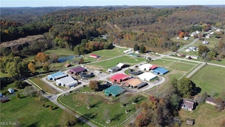 96 Trotter Dr, New Cumberland, WV 26047