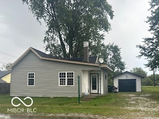108 N Summit St, Summitville, IN 46070