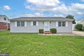 1925 S Forge Rd, Palmyra, PA 17078