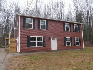 486 Doles Ridge Rd, Limerick, ME 04048