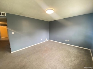6065 Troy St, Taylor, MI 48180