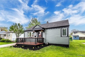 370 W Girard Blvd, Buffalo, NY 14217