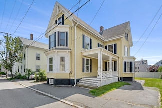 8 Briggs St, Salem, MA 01970