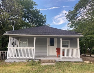 721 E Jefferson St, Waxahachie, TX 75165