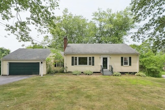 121 Spurwink Ave, Cape Elizabeth, ME 04107