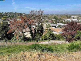 223 Toledo Ct, Vallejo, CA 94591