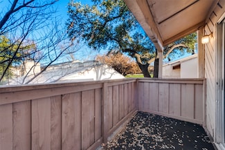 8110 Skillman St Unit 2032F, Dallas, TX 75231