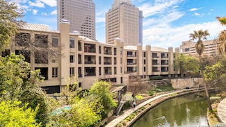 701 N Saint Marys St Unit 15, San Antonio, TX 78205