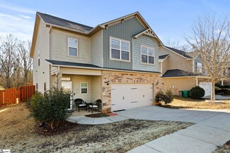 208 Rivers Edge Cir, Simpsonville, SC 29680