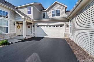1853 Foxridge Ct Unit 55, Aurora, IL 60502