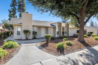 570 W Escalon Ave, Clovis, CA 93612