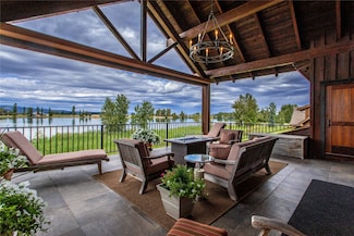237 Harbor Dr, Bigfork, MT 59911
