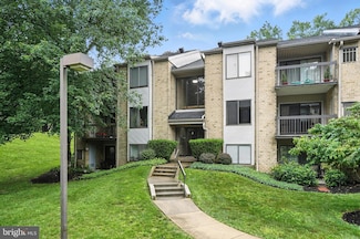 8 Bailiffs Ct Unit 202, Lutherville Timonium, MD 21093
