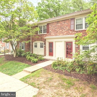 5929 Kingsford Rd Unit 372, Springfield, VA 22152