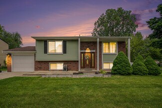 8599 Buckingham Dr, Ypsilanti, MI 48198