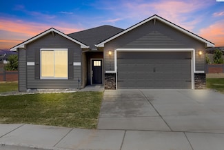 7154 W 28th Place, Kennewick, WA 99338