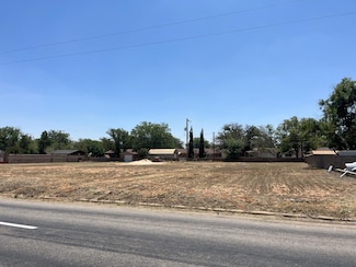 1007 N 22nd St, Lamesa, TX 79331