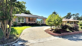 3315 Cedarcroft Ln, Dallas, TX 75233