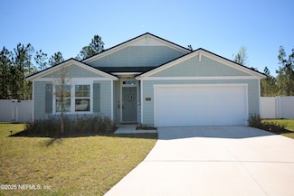 2305 Shady Breeze Ln, Green Cove Springs, FL 32043
