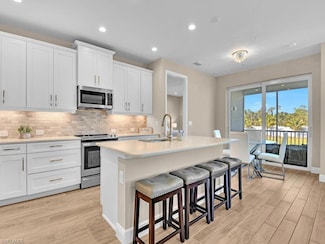 2561 Seychelles Dr Unit 308, Naples, FL 34112