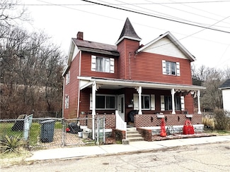 438 Church Street Extension, Turtle Creek, PA 15145