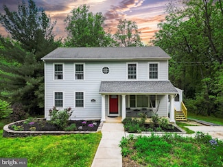 10902 Hammond Dr, Laurel, MD 20723