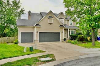 7865 W 152nd St, Overland Park, KS 66223