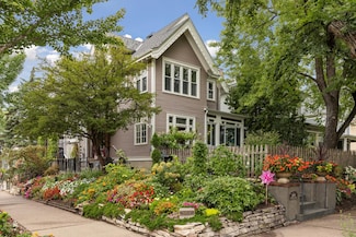 2444 Humboldt Ave S, Minneapolis, MN 55405