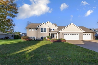 1401 Lloyd Ln, Saint Peter, MN 56082